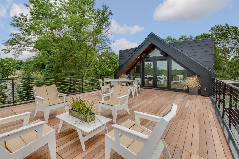 Composite Deck Building Contractors